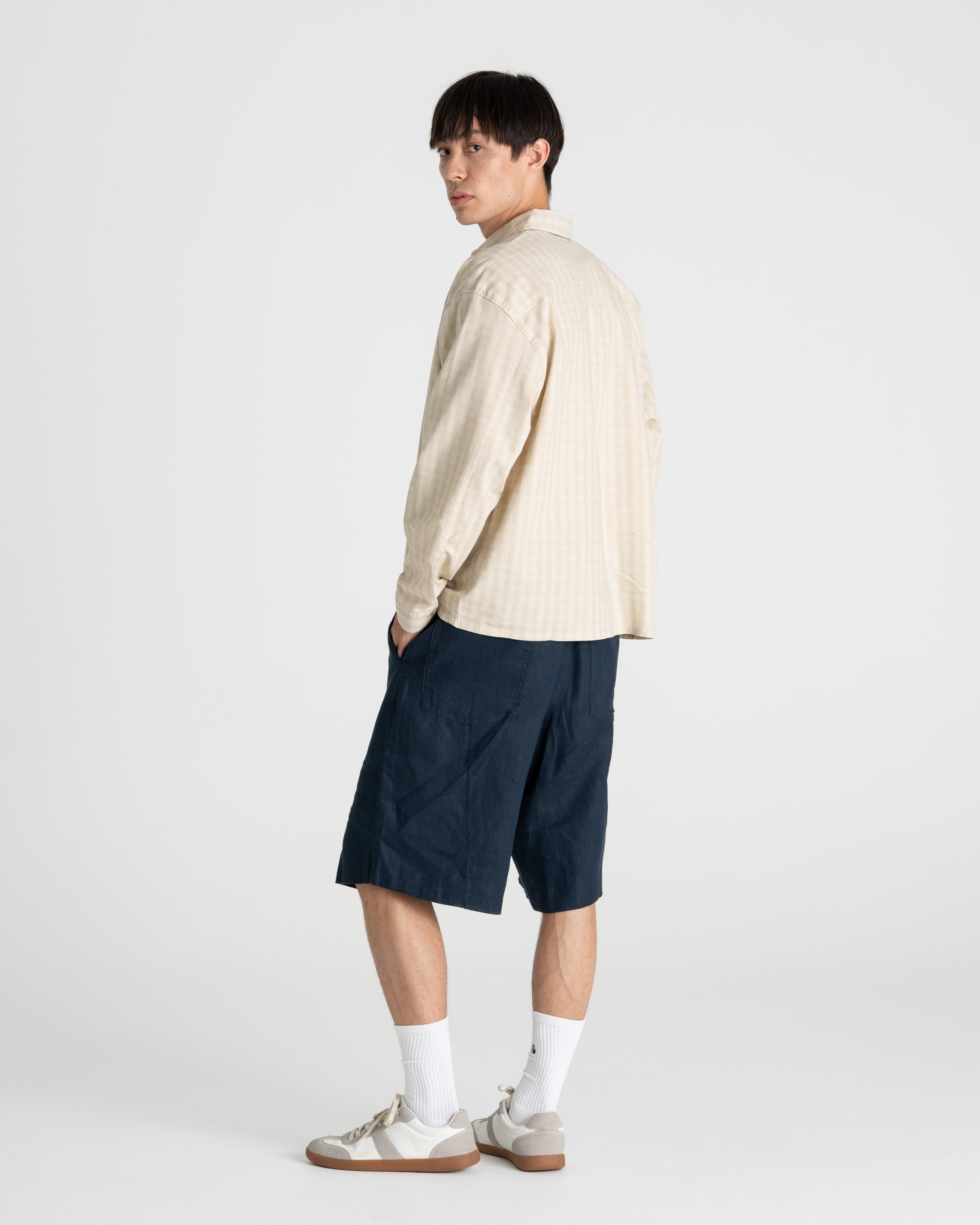 Pleated Baggy shorts Navy